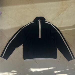 Beyond Yoga Navy and White Pull Over Half Zip Up